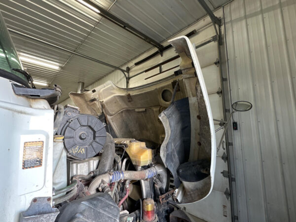 2008-2019 Mack CXU613 Hood - Used - Image 2