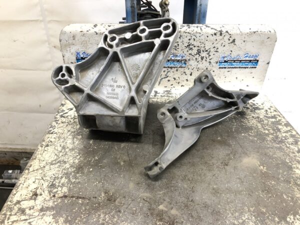 Peterbilt 579 Brackets, Misc Aluminum Set Of Air Cleaner Mounting Brackets, Mounts To Firewall, D11-1503, D11-1508 | P/N D111503D111508 - Image 4