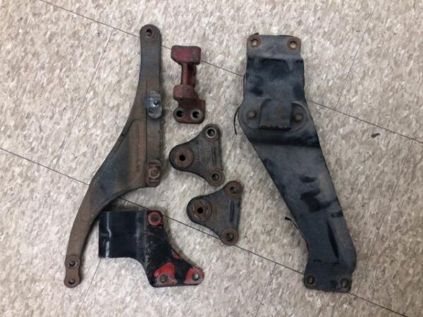 Freightliner CASCADIA Brackets, Misc | P/N 9700008U