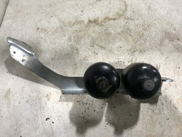 Brake Parts Misc. - Used | 333F0844 - Image 2