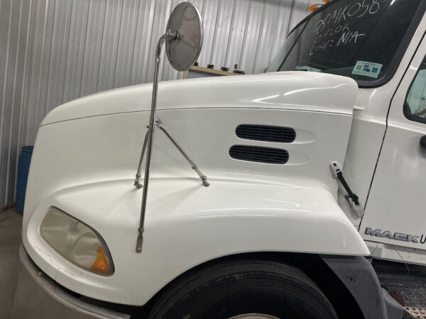 2008-2019 Mack CXU613 Hood - Used