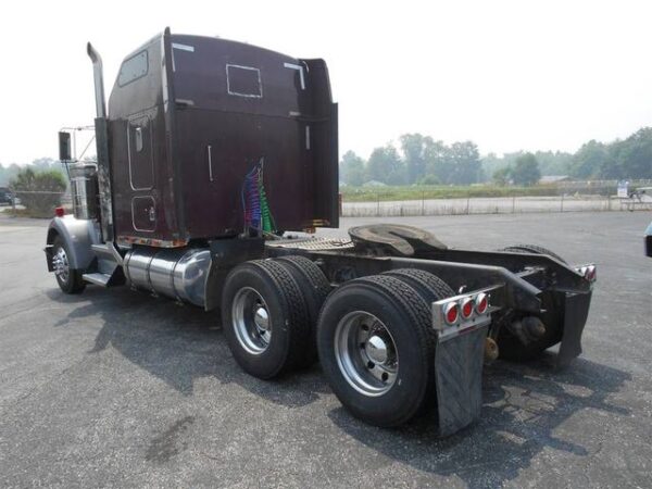 2018 Kenworth W900L Parts Unit: Truck Dsl Ta - Image 4