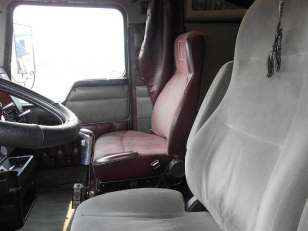 1999 Kenworth T800 Parts Unit: Truck Dsl Ta - Image 27