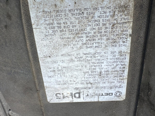 2019 Detroit DD15 Engine Assembly - Used - Image 2