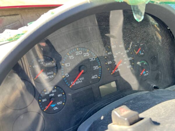 2005 International 4300 - Image 14
