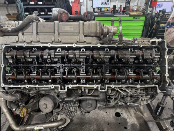 2018 Detroit DD15 Engine Assembly, 505HP - Used - Image 11