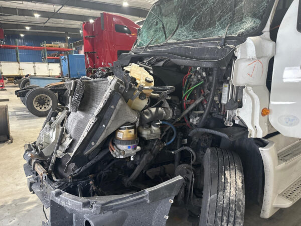 2017 Detroit DD15 Engine Assembly, 400HP - Used