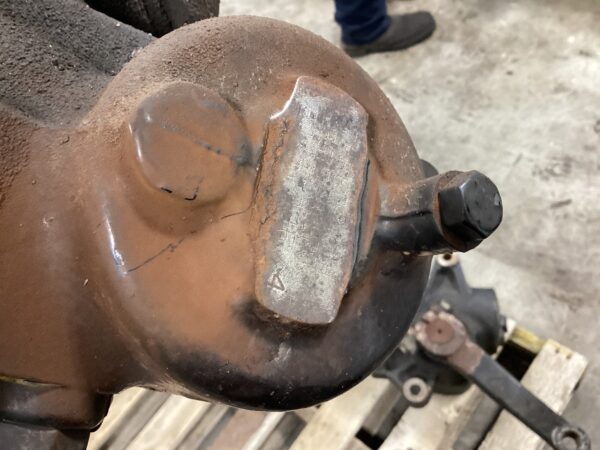 Volvo Vnl Steering Gear/Rack, Trw/Ross THP60004 | Used - Image 3