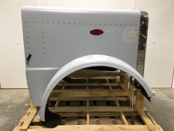 2007-2024 Peterbilt 389 Primer Hood - New | P/N L296098101 - Image 4