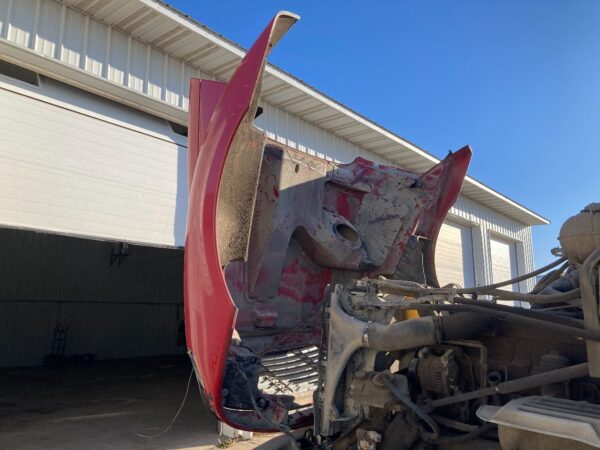 2001-2015 Freightliner COLUMBIA 120 Red Hood - Used - Image 7