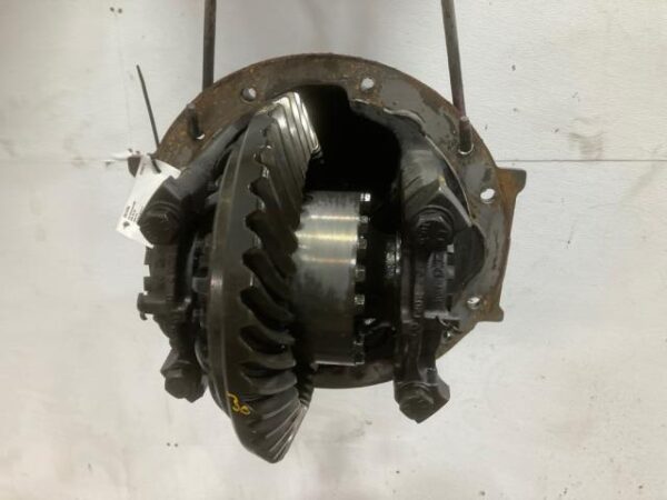 Meritor RR20145 41 Spline 3.73 Ratio Rear Differential | Carrier Assembly - Used - Image 3
