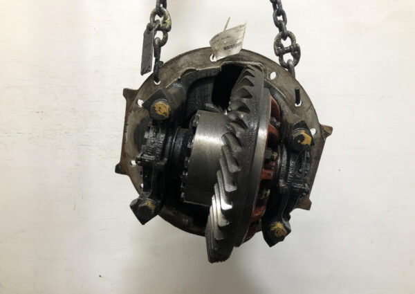 Meritor RR20145 41 Spline 3.73 Ratio Rear Differential | Carrier Assembly - Used - Image 3