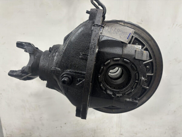 Eaton RSP40 41 Spline 3.55 Ratio Rear Differential | Carrier Assembly - Used - Image 4