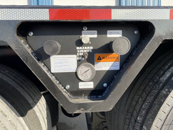 2026 Dorsey Fixed (Tri Axles) Detach/Lowboy Trailer: Length 53' - Image 3