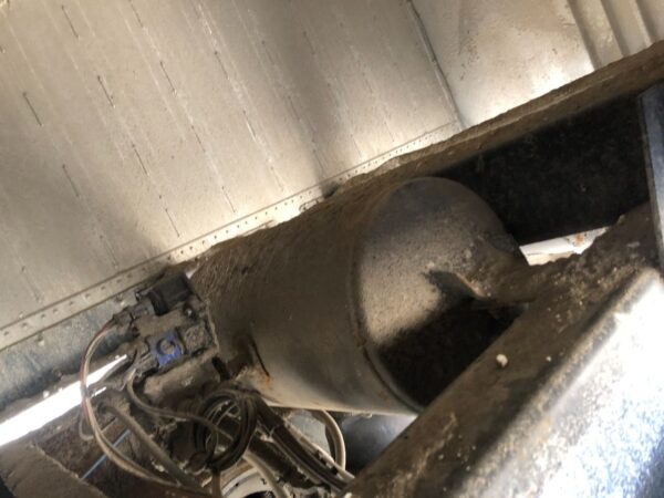 JET 42' Alum Trailer Axle - Used - Image 4