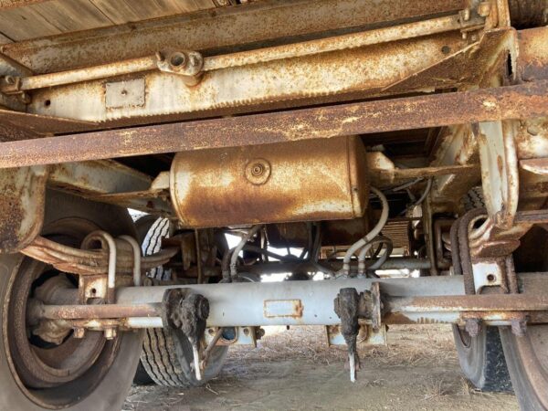Dorsey TRAILER TRAILER Axle - Used - Image 4