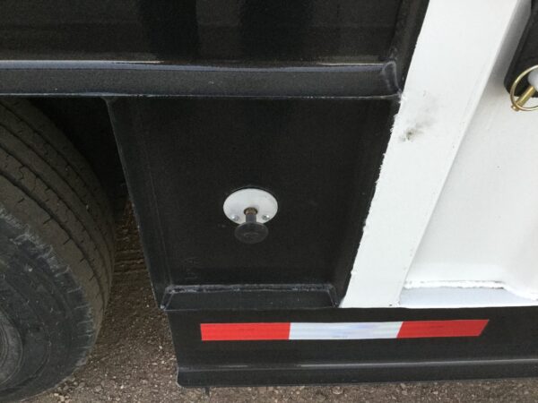 2026 Neville Fixed (Tandem Axles) Livestock Trailer: Length 53' - Image 10