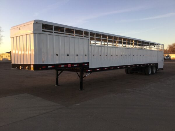 2026 Neville Fixed (Tandem Axles) Livestock Trailer: Length 53' - Image 14