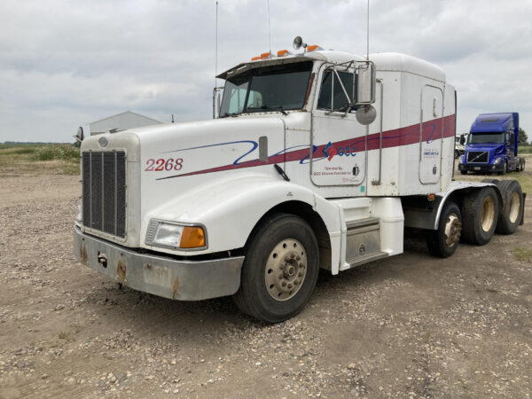 2000 Peterbilt 377 Parts Unit: Truck Dsl Ta