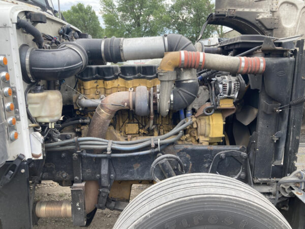 2001 Peterbilt 379 Parts Unit: Truck Dsl Ta - Image 17