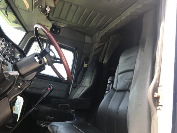 2003 Peterbilt 379 Parts Unit: Truck Dsl Ta - Image 12