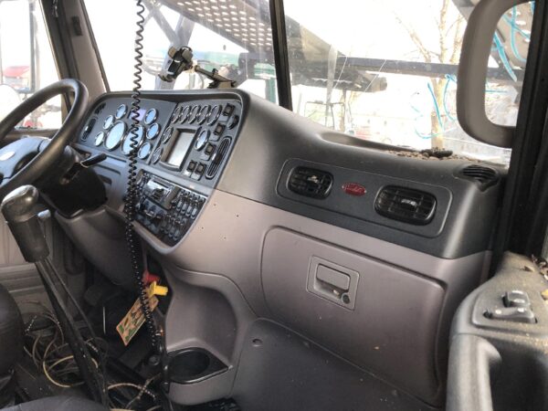 2018 Peterbilt 389 Parts Unit: Truck Dsl Ta - Image 16