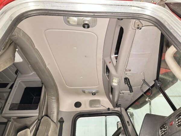 2017 Peterbilt 389 Parts Unit: Truck Dsl Ta - Image 23