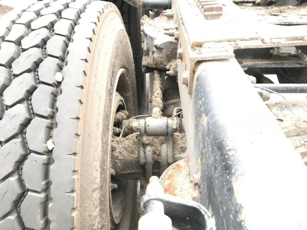 2011 Peterbilt 389 Parts Unit: Truck Dsl Ta - Image 2