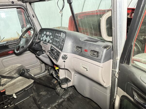 2017 Peterbilt 389 Parts Unit: Truck Dsl Ta - Image 24