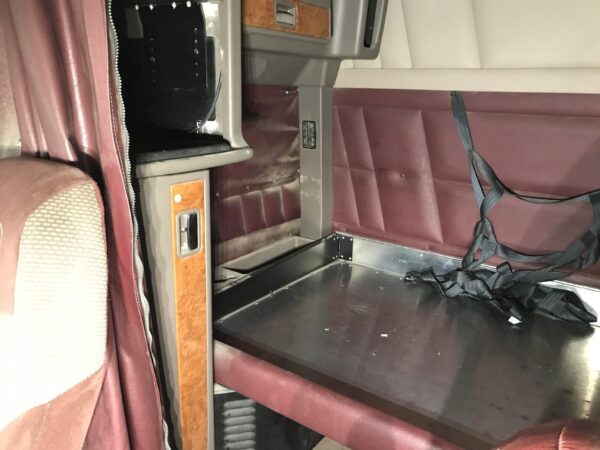 2011 Peterbilt 389 Parts Unit: Truck Dsl Ta - Image 13