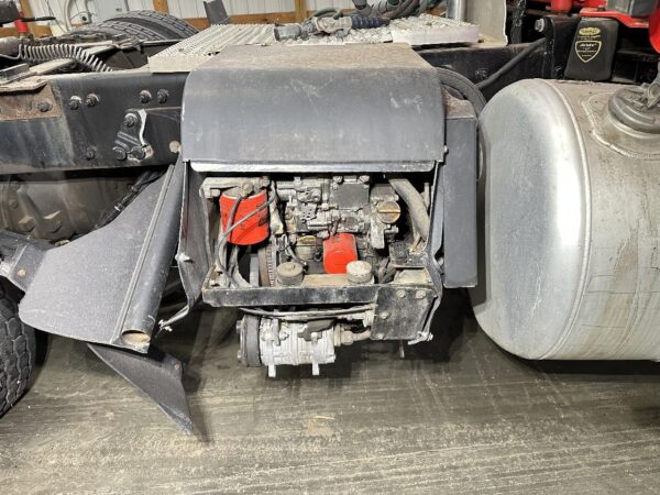 2017 Peterbilt 389 Parts Unit: Truck Dsl Ta - Image 5