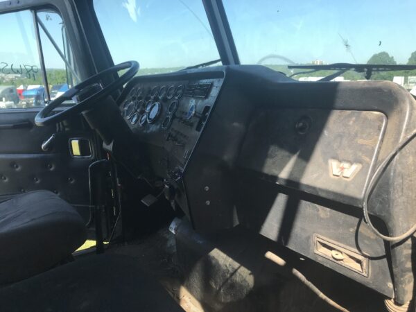 1998 Western Star Trucks 4800 Parts Unit: Truck Dsl Ta - Image 8