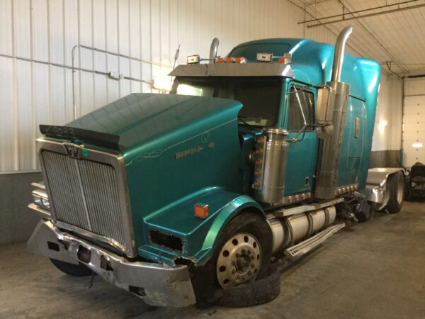 2006 Western Star Trucks 4900FA Parts Unit: Truck Dsl Ta