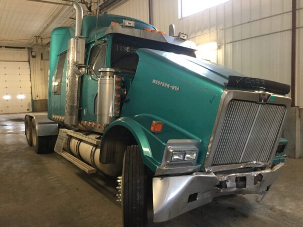 2006 Western Star Trucks 4900FA Parts Unit: Truck Dsl Ta - Image 2