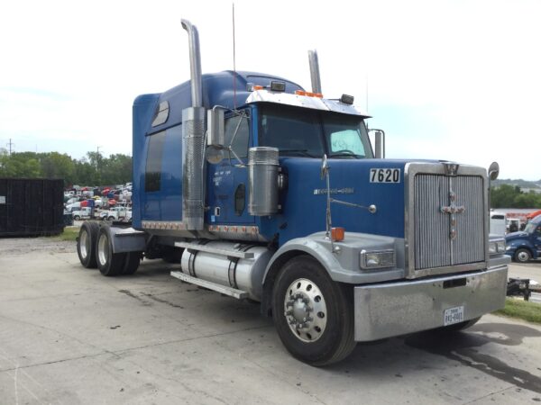 2007 Western Star Trucks 4900FA Parts Unit: Truck Dsl Ta - Image 4