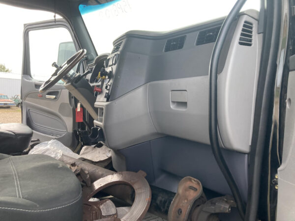 2015 Peterbilt 579 Parts Unit: Truck Dsl Ta - Image 20