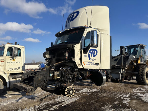 2018 Peterbilt 579 Parts Unit: Truck Dsl Ta