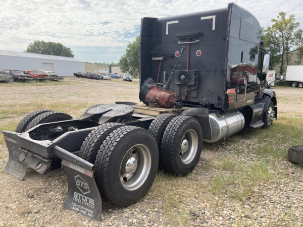 2015 Peterbilt 579 Parts Unit: Truck Dsl Ta - Image 3