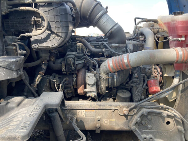2014 Peterbilt 579 Parts Unit: Truck Dsl Ta - Image 10