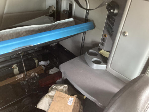 2015 Peterbilt 579 Parts Unit: Truck Dsl Ta - Image 16