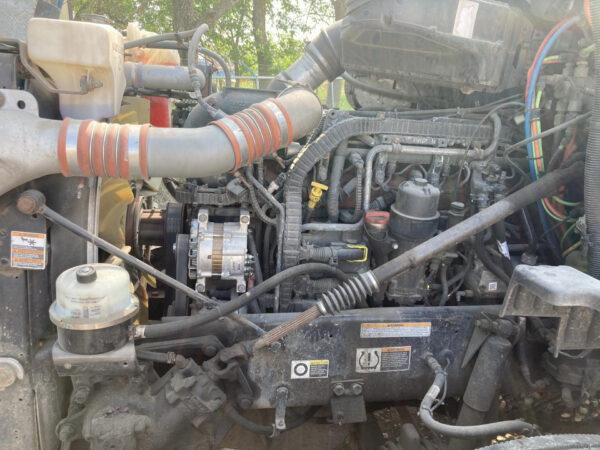 2014 Peterbilt 579 Parts Unit: Truck Dsl Ta - Image 11