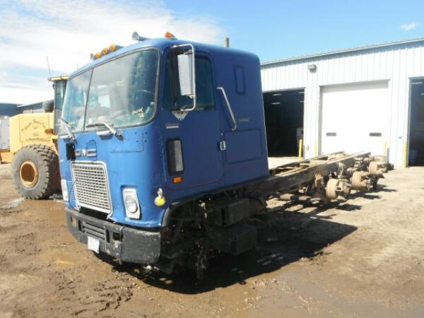 1970 GMC ASTRO Parts Unit: Truck Dsl Ta - Image 2