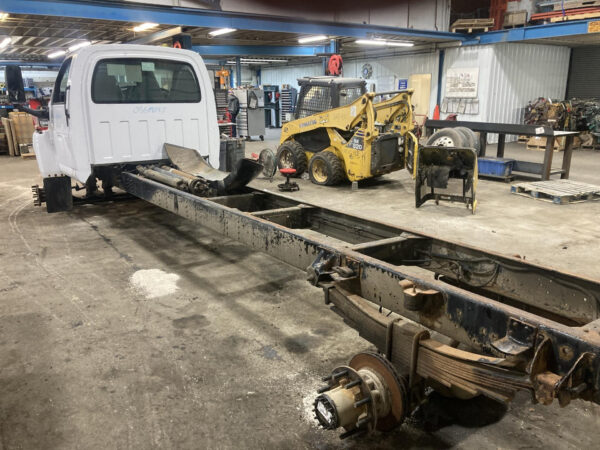 2005 GMC C7500 Parts Unit: Truck Dsl Sa - Image 3