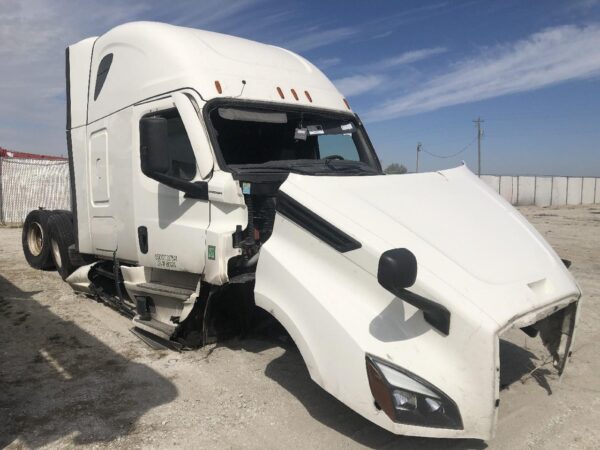 2021 Freightliner CASCADIA Parts Unit: Truck Dsl Ta - Image 21