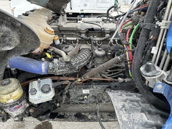 2023 Freightliner CASCADIA Parts Unit: Truck Dsl Ta - Image 5