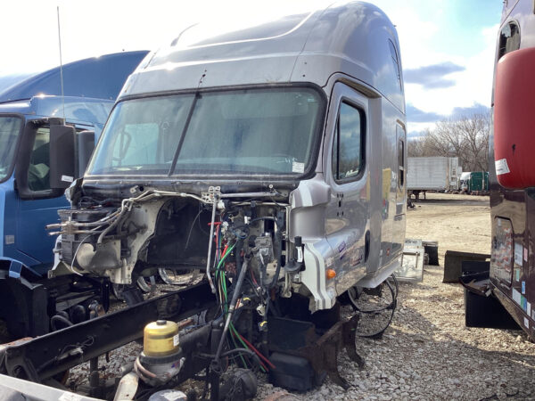 2014 Freightliner CASCADIA Parts Unit: Truck Dsl Ta - Image 4