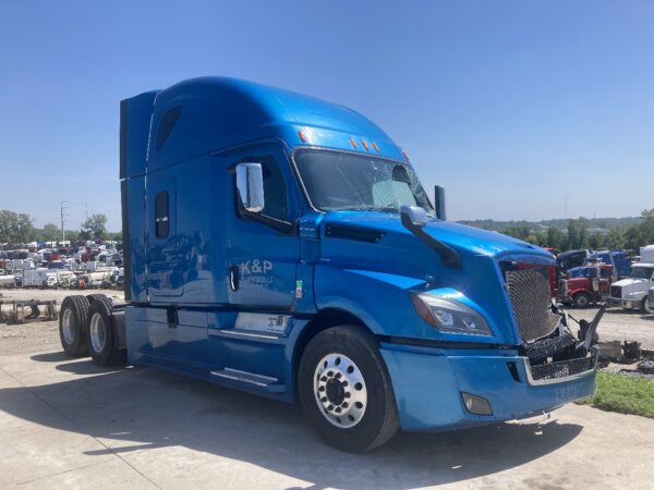 2018 Freightliner CASCADIA Parts Unit: Truck Dsl Ta