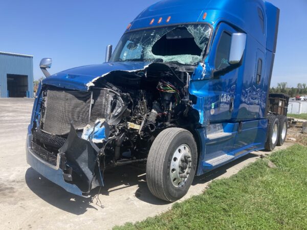 2018 Freightliner CASCADIA Parts Unit: Truck Dsl Ta - Image 22