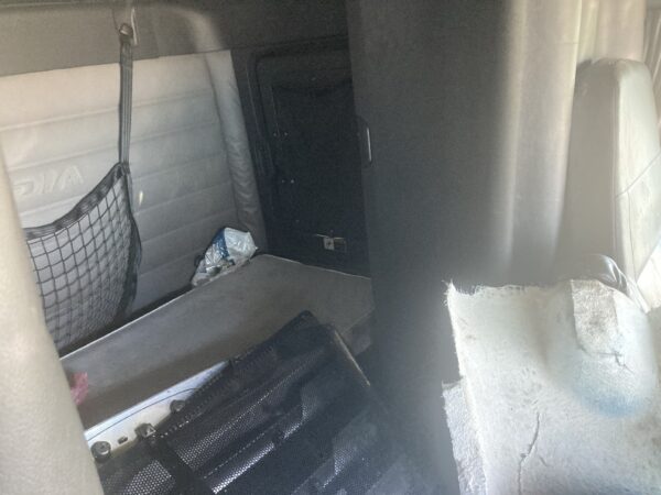 2018 Freightliner CASCADIA Parts Unit: Truck Dsl Ta - Image 12