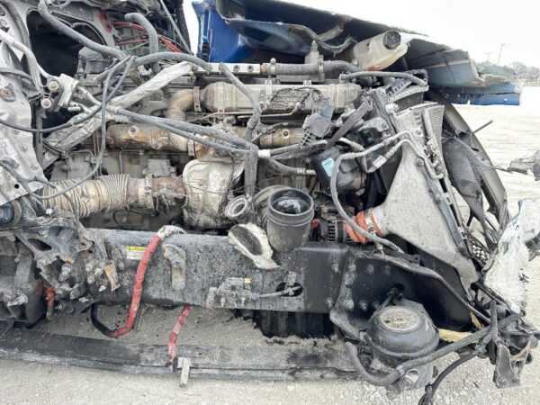 2023 Freightliner CASCADIA Parts Unit: Truck Dsl Ta - Image 4